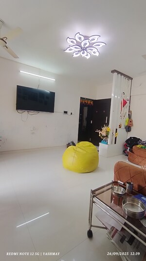 Living Room in 3 BHK Apartment at Unique Poonam Estate Cluster 2, Mira Road – for Sale