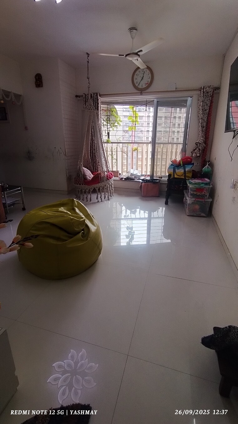 Living Room, unique-poonam-estate-cluster-2 3 Bedroom 1350 Sq.Ft. Apartment In Mira Road Thane 9246562