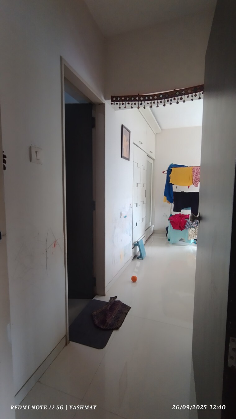 Master Bedroom, unique-poonam-estate-cluster-2 3 Bedroom 1350 Sq.Ft. Apartment In Mira Road Thane 9246562