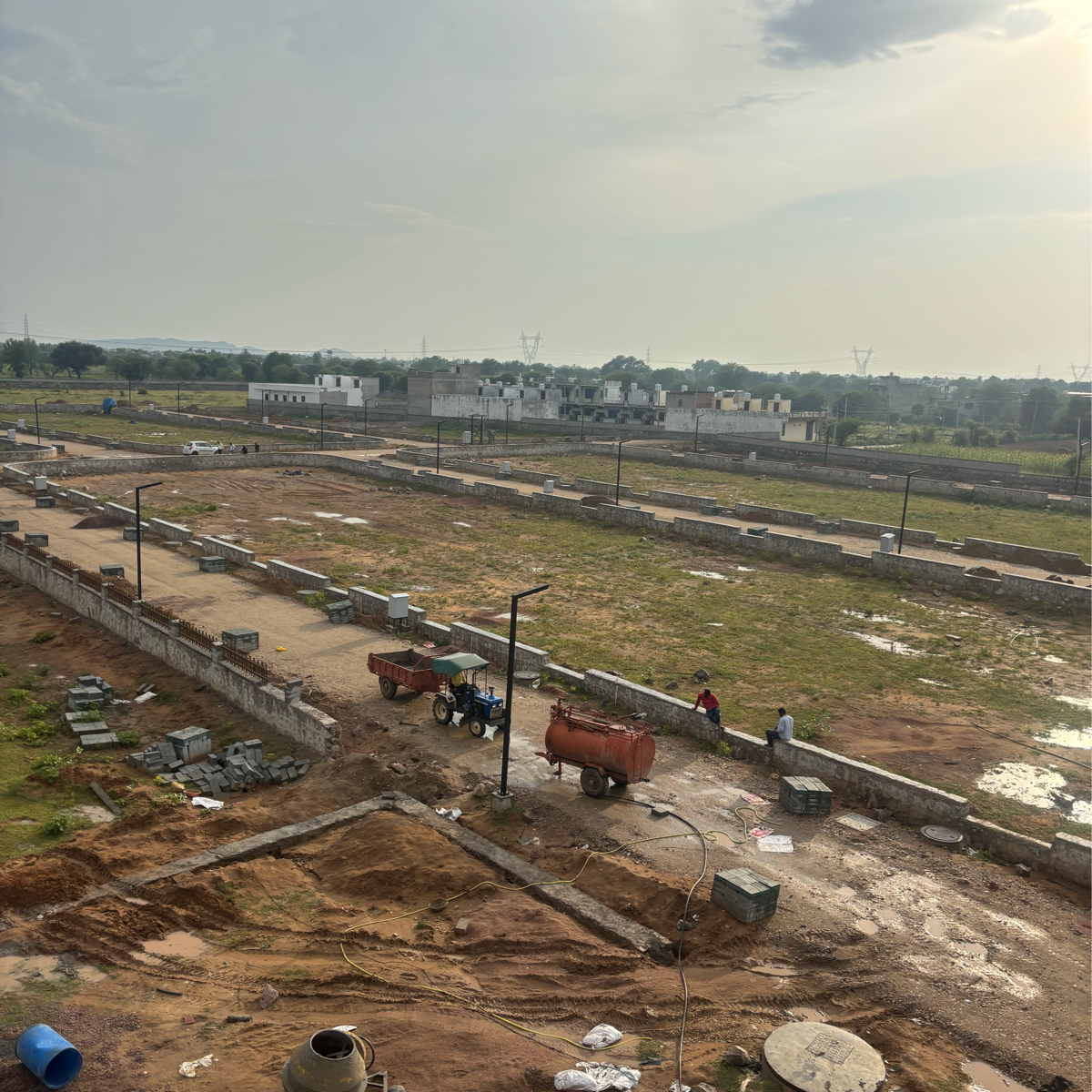 Plot For Sale in Tiwari Wale Balaji