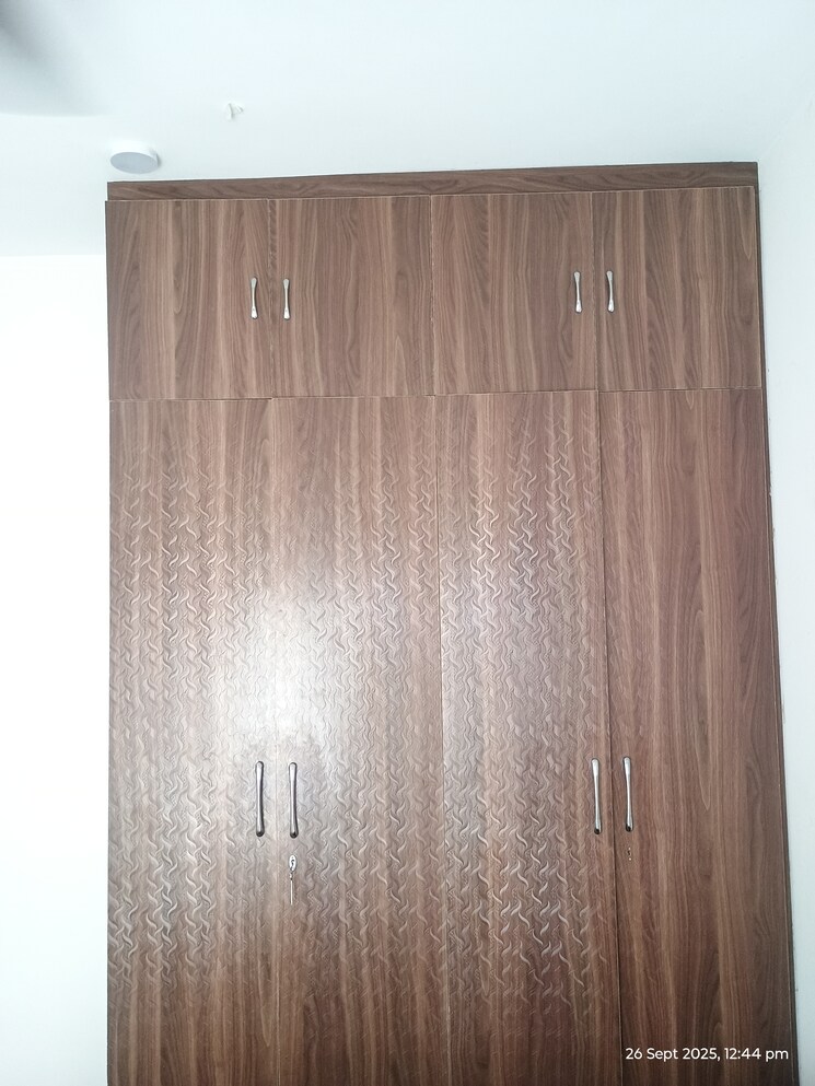 Room, bptp-amstoria 3.5 Bedroom 2182 Sq.Ft. Builder Floor In Sector 102 Gurgaon 9246702