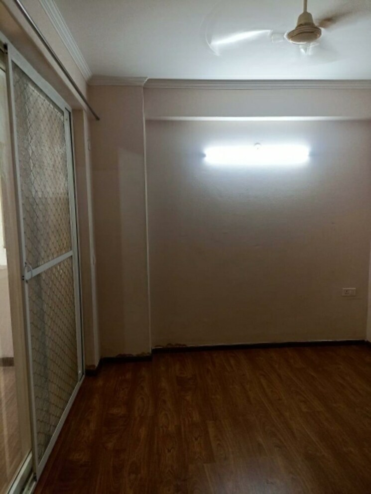 Room, amrapali-golf-homes 2 Bedroom 835 Sq.Ft. Apartment In Sector 4 Greater Noida Greater Noida 9246675