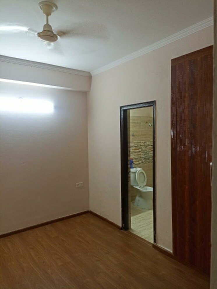 Room, amrapali-golf-homes 2 Bedroom 835 Sq.Ft. Apartment In Sector 4 Greater Noida Greater Noida 9246675