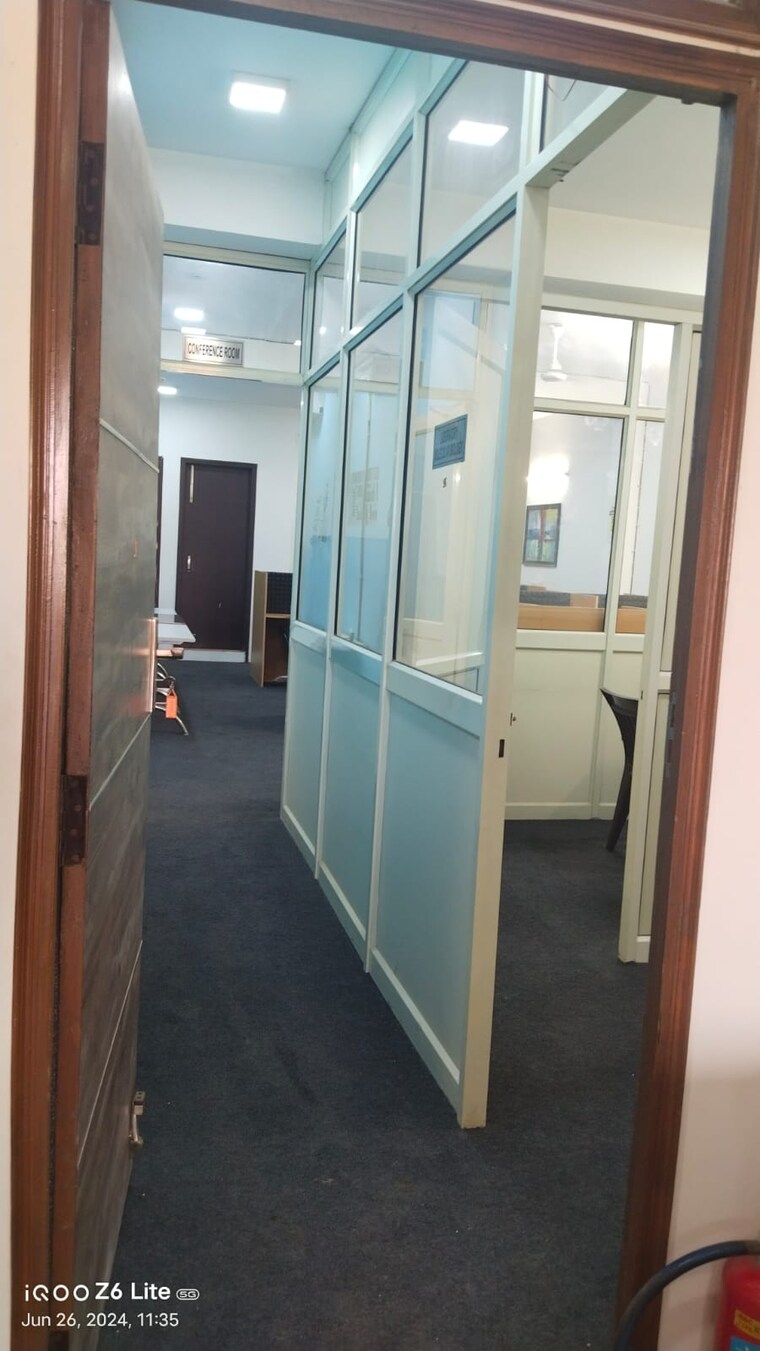 Team Area, chattarpur Commercial Office Space 1800 Sq.Ft. In Chattarpur Delhi 9246685