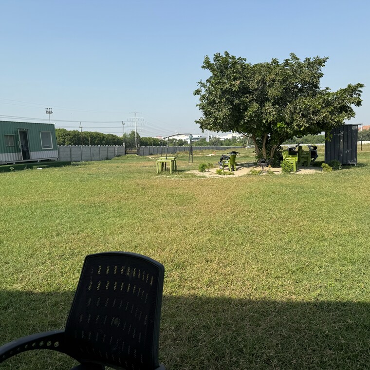 Garden, india-expo-mart  150 Sq.Yd. Plot In Knowledge Park Ii Greater Noida Greater Noida 9246718