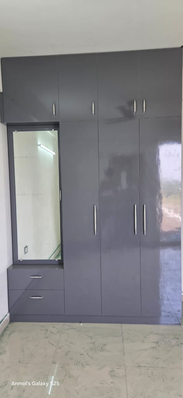 4 BHK + Extra Room Apartment For Rent in Indiabulls Centrum Park