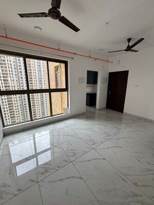 1 BHK Apartment For Rent in Raymond Ten X Habitat, Pokhran Road No Two