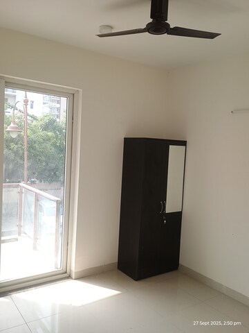 3 BHK Builder Floor For Rent in BPTP Amstoria, Sector 102