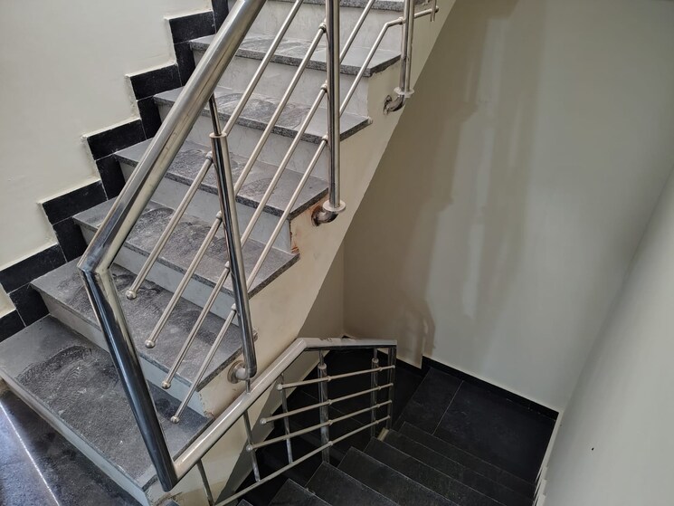 undefined, sector 53 1 RK 400 Sq.Ft. Independent House In Sector 53 Gurgaon 9246876