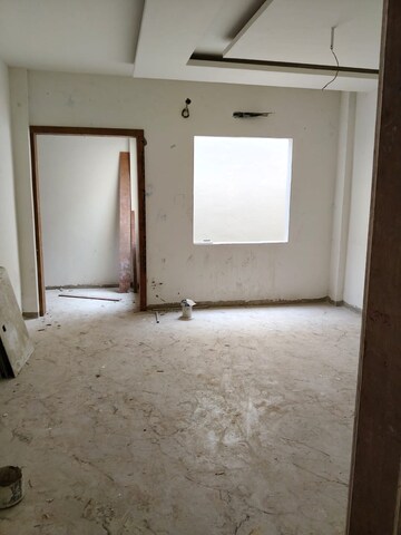 Room in 3 BHK Villa at Ab Bypass Road – for Sale