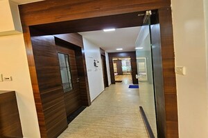 Room in 2.5 BHK Apartment at Mahindra Splendour, Bhandup West – for Rent