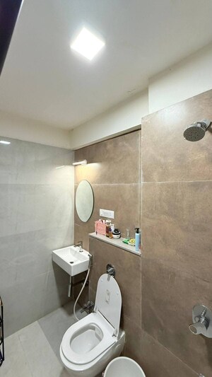 Bathroom in  Pg at Malad West – for Rent
