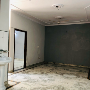 Room in 2.5 BHK Villa at Sector 21 – for Rent