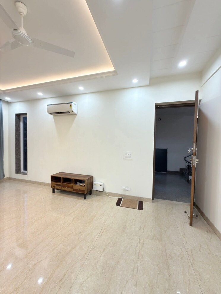 undefined, conscient-heritage-max 3 Bedroom 1880 Sq.Ft. Apartment In Sector 102 Gurgaon 9247238