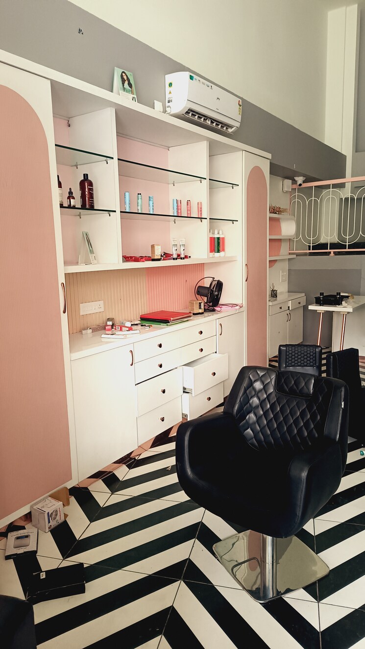 Team Area, solitaire-business-hub Commercial Shop 1431 Sq.Ft. In Baner Pune 9247266