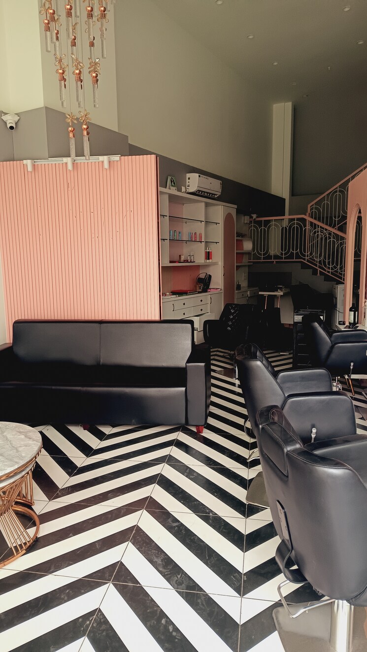 Team Area, solitaire-business-hub Commercial Shop 1431 Sq.Ft. In Baner Pune 9247266