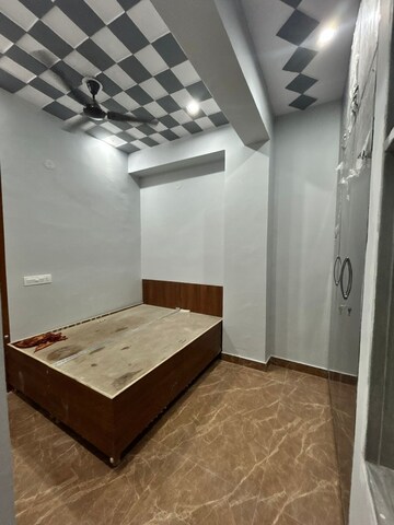 Bedroom in 2 BHK Apartment at Sector 99 – for Rent