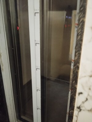 Building Lobby in 3 BHK Builder Floor at Anand Vihar – for Rent