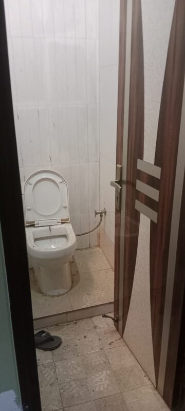 Bathroom in 3 BHK Builder Floor at Omaxe Royal Street, Sector 14 – for Sale