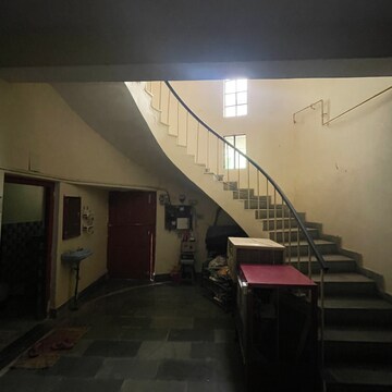 Kitchen in 6+ BHK Independent House at Shivpur – for Sale