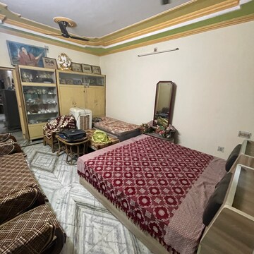 Bedroom in 6+ BHK Independent House at Shivpur – for Sale