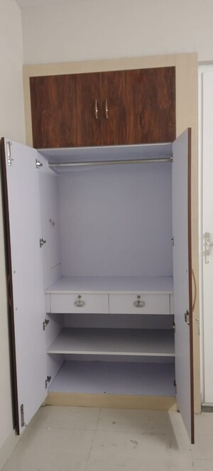 Furnished Amenities in 3.5 BHK Apartment at Sector 150 – for Rent