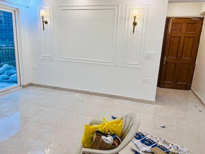 Parking in 3.5 BHK Apartment at Sector 150 – for Rent