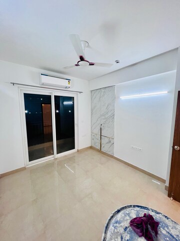 Room in 3.5 BHK Apartment at Sector 150 – for Rent