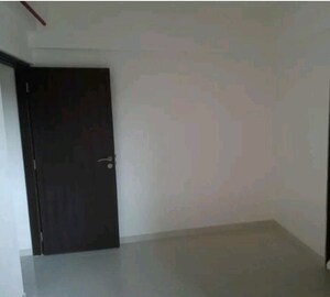 Room in 2 BHK Apartment at Rosa Royale, Ghodbunder Road – for Sale