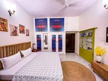 Bedroom in 5 BHK Independent House at Civil Lines – for Rent