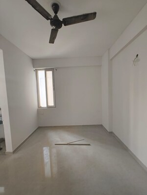 Room in 1 BHK Apartment at Shree Vardhman Green Court, Sector 90 – for Rent