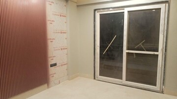 Room in 2.5 BHK Apartment at ROF Alante, Sector 108 – for Sale
