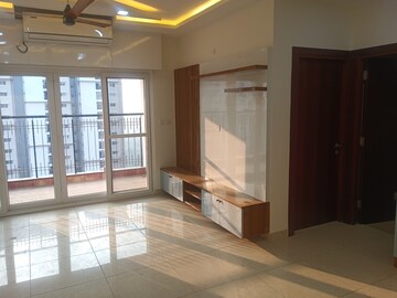 Room in 3.5 BHK Apartment at Prestige High Fields, Gachibowli – for Rent