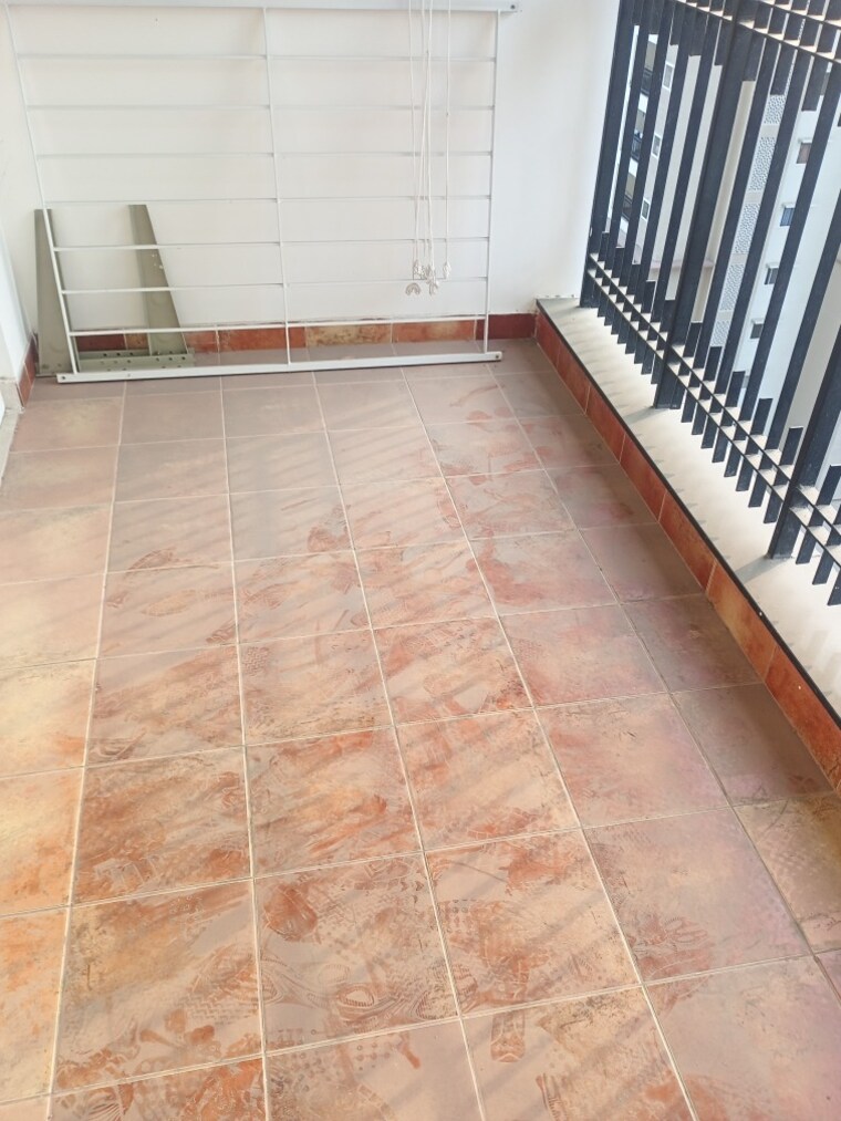 Balcony, prestige-high-fields 3.5 Bedroom 1993 Sq.Ft. Apartment In Gachibowli Hyderabad 9247538