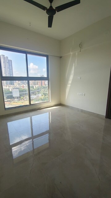 2 BHK Apartment For Rent in Sheth Irene, Malad West