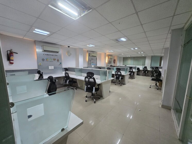 Team Area, c scheme Commercial Office Space 3700 Sq.Ft. In C Scheme Jaipur 9247736
