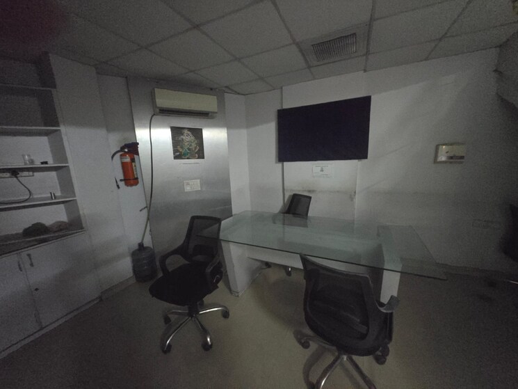Team Area, c scheme Commercial Office Space 3700 Sq.Ft. In C Scheme Jaipur 9247736