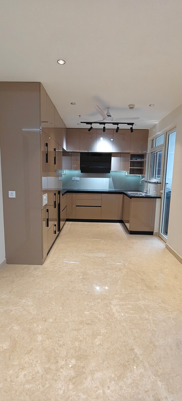 Kitchen, aurobindo-kohinoor 3 Bedroom 2200 Sq.Ft. Apartment In Serilingampally Hyderabad 9247719