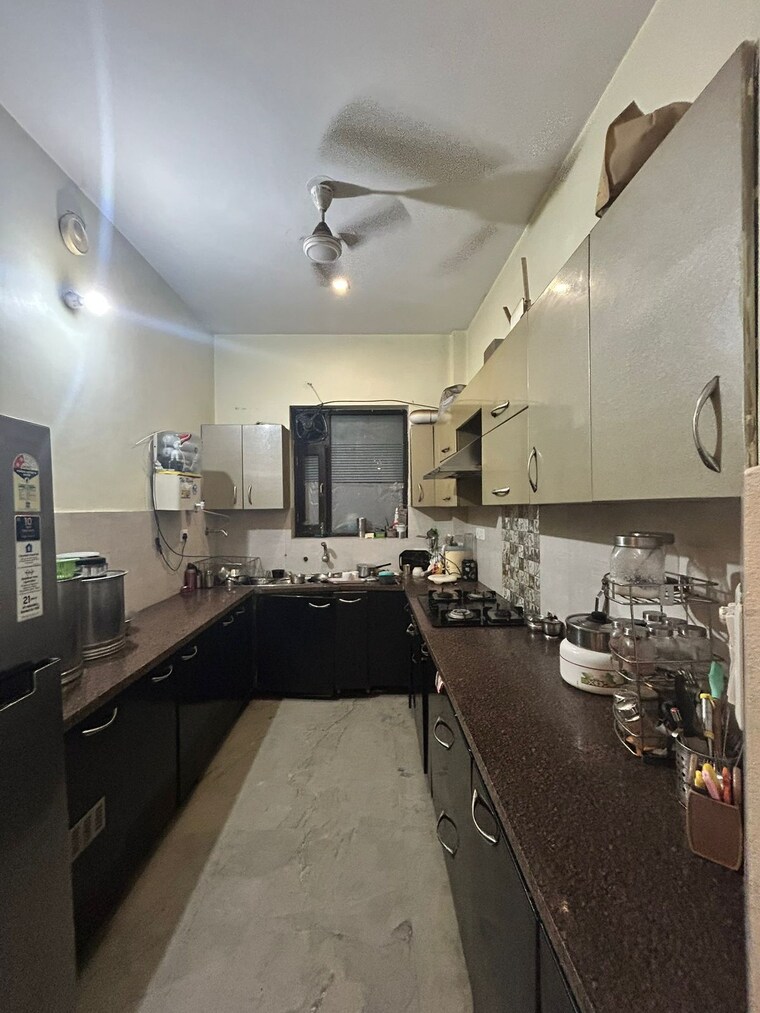 Kitchen, sector 99a 3.5 Bedroom 1997 Sq.Ft. Apartment In Sector 99a Gurgaon 9247710