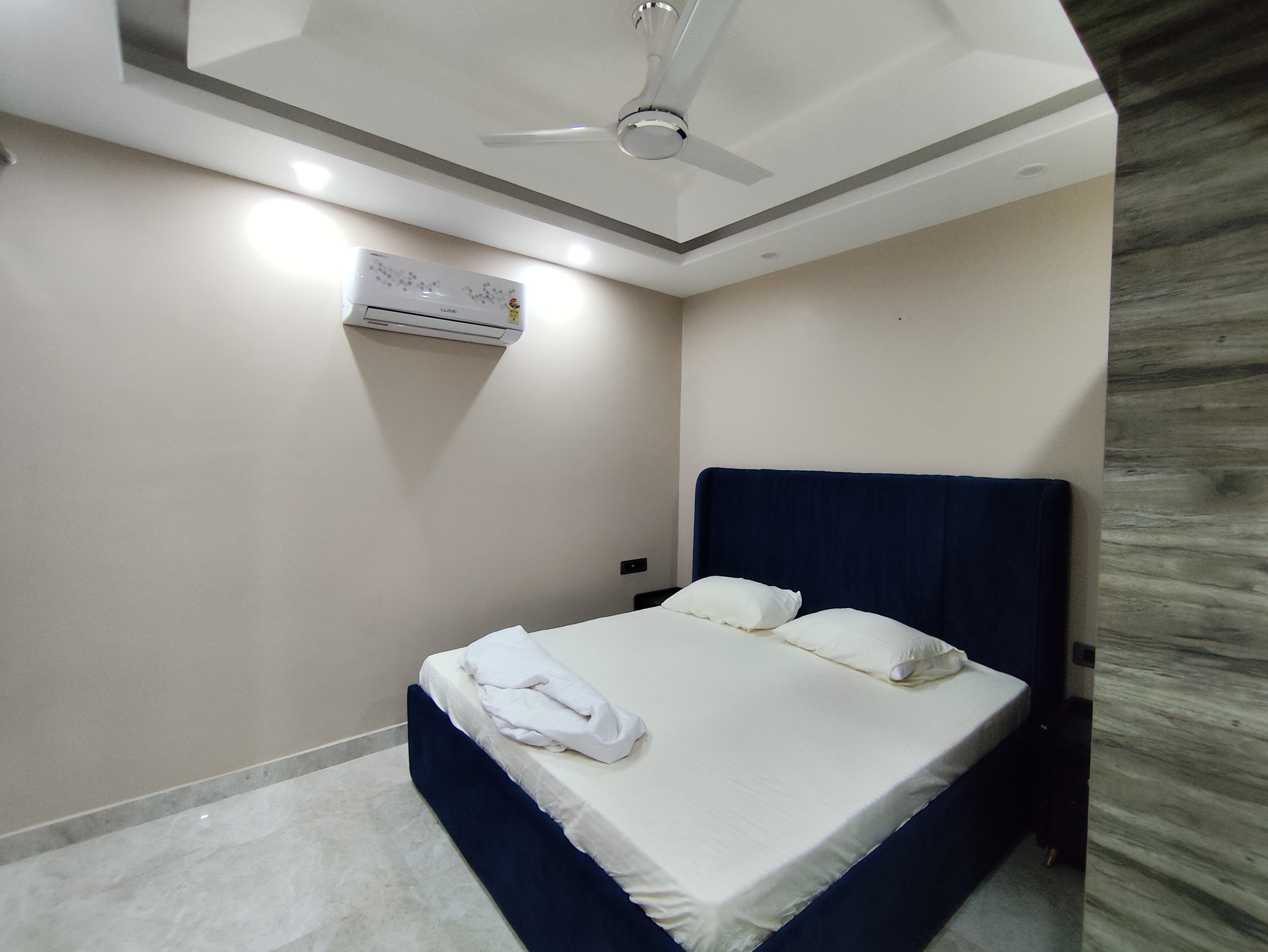 3 BHK + Pooja Room,Servant Room,Study Room,Extra Room Apartment For Sale in Kishangard 