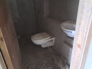 Bathroom in 1 BHK Apartment at Je And Vee Om Trimurti, Malad East – for Sale