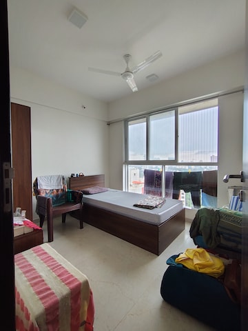 Living Room in 2.5 BHK Apartment at Dosti Oro 67, Kandivali West – for Rent