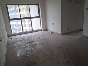 Room in 1 BHK Apartment at Je And Vee Shiv Krupa, Malad East – for Sale
