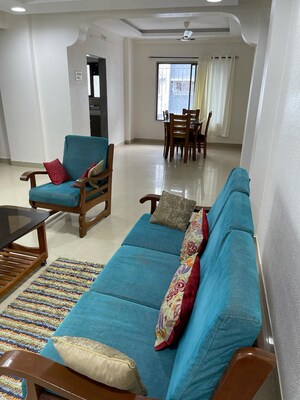2 BHK Apartment For Rent in Dosti Eastern Bay Phase 1, Wadala