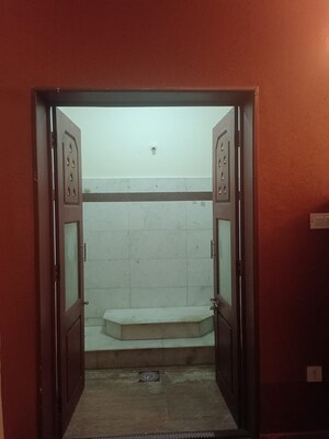 Room in 4 BHK Independent House at Btm Layout Stage 2 – for Sale