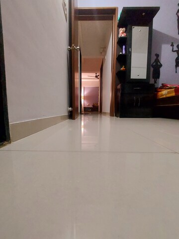 Room in 2 BHK Apartment at Mantra Montana Phase 1, Dhanori – for Sale