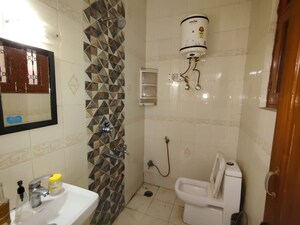 Bathroom in 2 BHK Independent House at Dlf City Phase 3 – for Rent