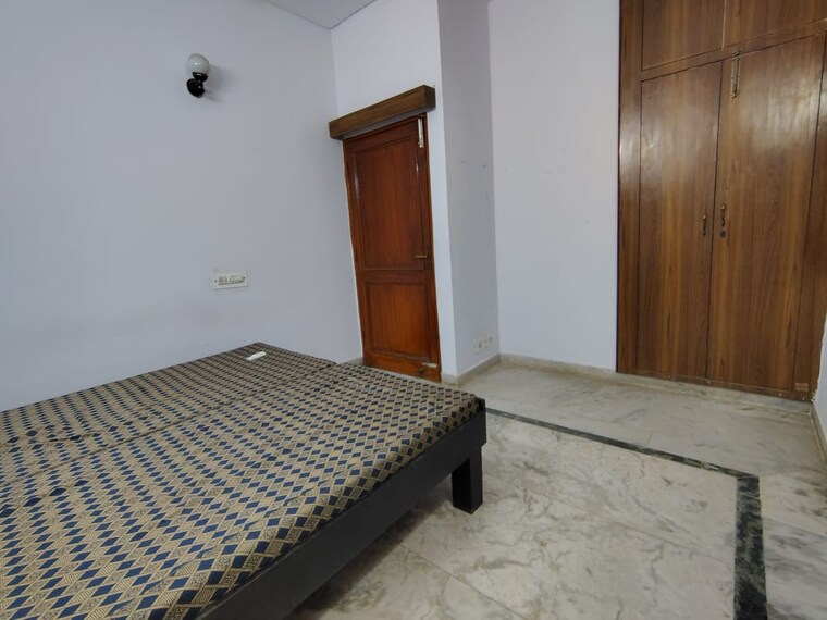 Bedroom, dlf city phase 3 2 Bedroom 1800 Sq.Ft. Independent House In Dlf City Phase 3 Gurgaon 9248000