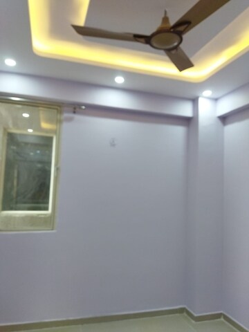 Building Lobby in 1 BHK Apartment at Ansal Palam Triangle, Palam Vihar Extension – for Rent