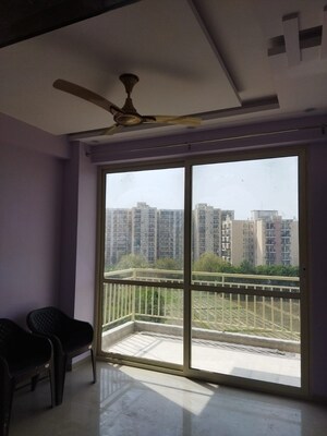 Room in 1 BHK Apartment at Ansal Palam Triangle, Palam Vihar Extension – for Rent